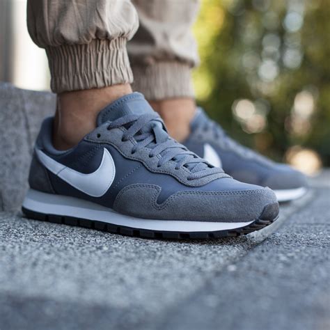 nike air pegasus 83 herren grau|nike pegasus 83 for sale.